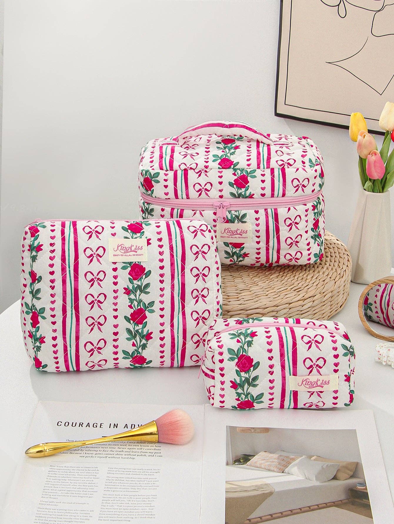 Canvas Striped Octagonal Large-Capacity Toiletry Bag: Pink and blue striped bouquet / Medium size 26*7*18cm