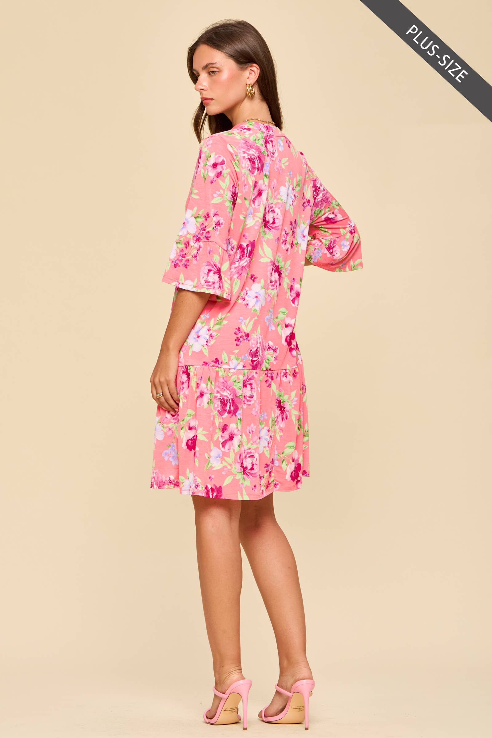 PLUS SIZE Floral Print Shirred Tiered 3/4 Sleeve Dress: CORAL / 3X